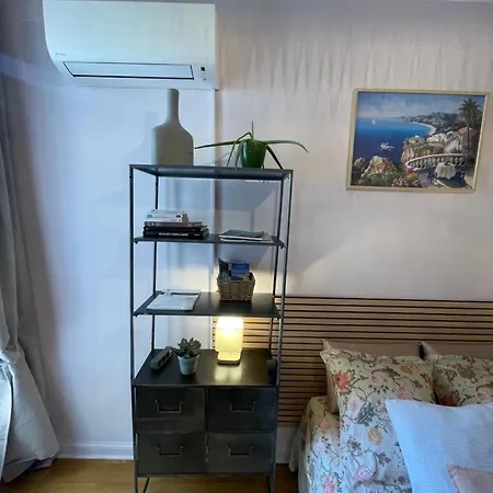 Homestay D Hotes *