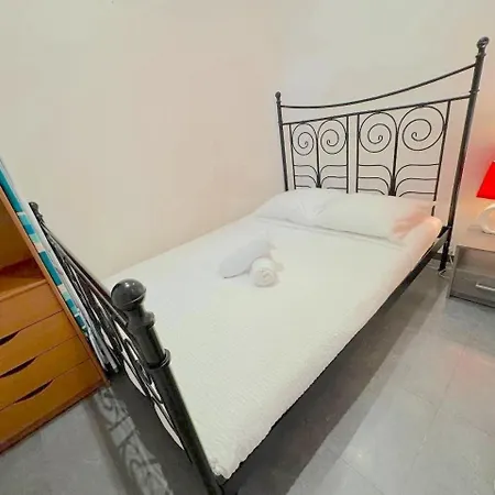 Apartment 2 Pieces 600m 1km De La Gare *