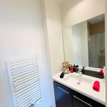 Apartment Superbe Art-deco, Vue Mer, A 50m De La !
