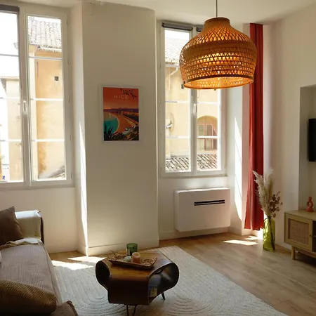 Appartement Au Coeur Du Vieux - Vue Et Clocher *