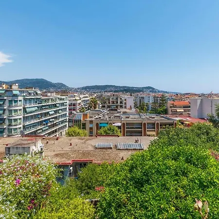 Apartment And Calm Escape With Panoramic Views