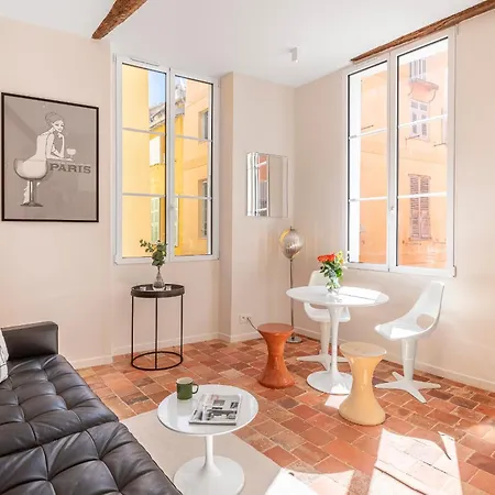 Appartement New Vieux à Côté De La Ac *