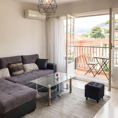 Lympia - One Bedroom Near The Port Appartement Nice