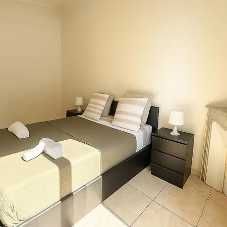 Spacieux Climatisé Centre Appartement