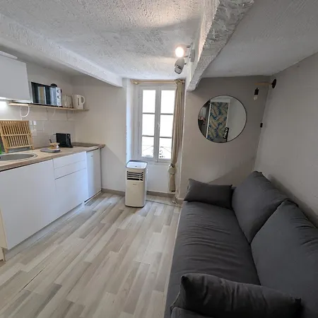 Appartement Au Calme Dans Le Quartier Animé Du Vieux Nice