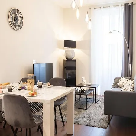 #60 Staywiz Us - Grimaldi 2bdr Near Beach,promenade Ac&wifi Nice