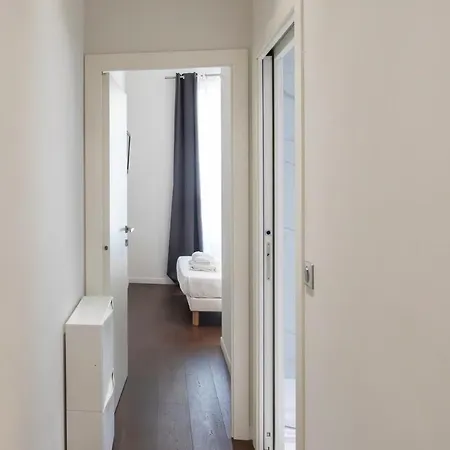 #60 Staywiz Us - Grimaldi 2bdr Near Beach,promenade Ac&wifi Apartment