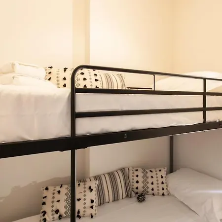 #60 Staywiz Us - Grimaldi 2bdr Near Beach,promenade Ac&wifi *