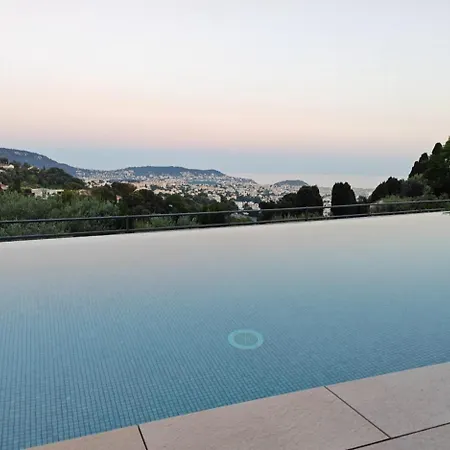 Contemporary With Sea View, Infinity Swimming Pool, Gym , Cinema Room,lift Villa Nice
