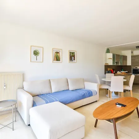 Lovely 1br Flat With Terrace & Private Pool Access Apartment Nice
