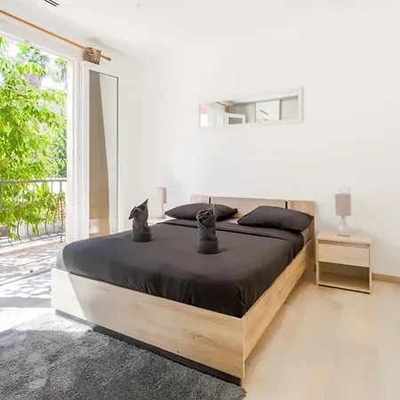 Appartement Sàvega - Climatisé Et Proche