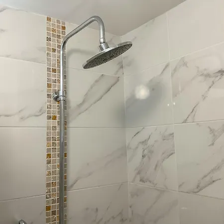 La Prom 2 - A Two Bedroom With A Sea View Apartment *