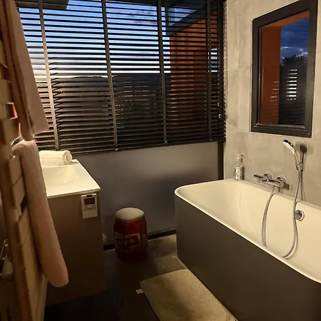 Villa De Luxe Piscine Vue