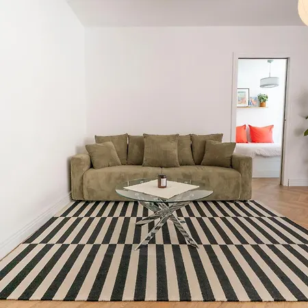 Superbe 2 Pieces Contemporain Au Coeur De