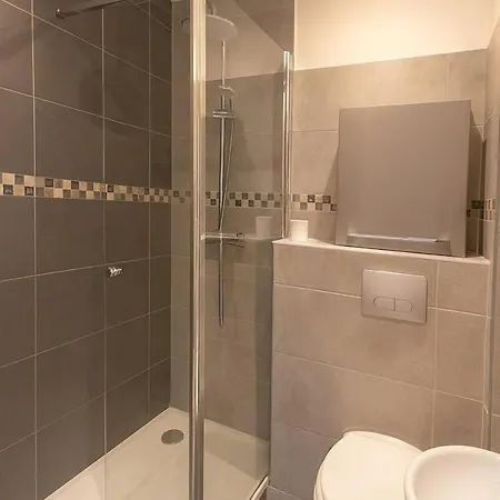Apartment Deluxe Moderne, Proche Centre-ville, Centre