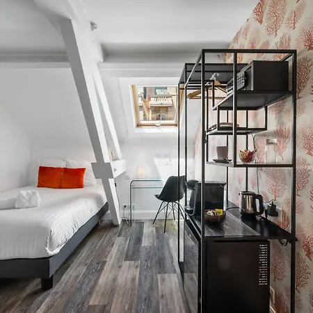 Arome Hotel