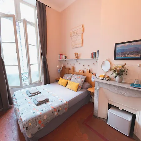 Auberge de jeunesse La Maïoun *
