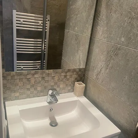 Appartement Moderne 4p Hypercentre De Nice