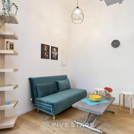 Fleur Fshh Apartment