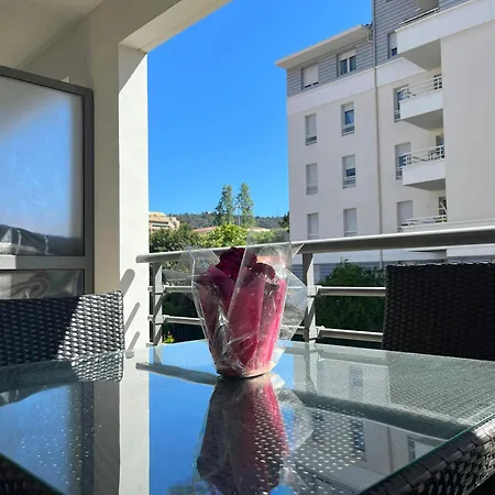 Le Vauban - Clime - Terrasse - Port -plages - Commerces Apartment Nice