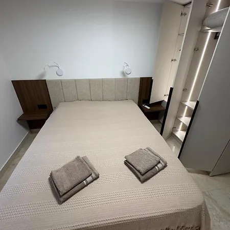 Apartment Neuf 2 Et Salon - Proche & Aeroport