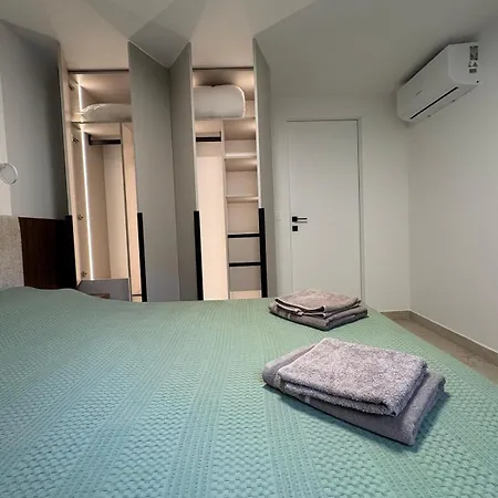 Apartment Neuf 2 Et Salon - Proche & Aeroport *