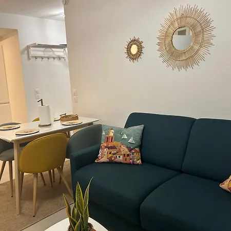 Neuf T2 Calme Avec Terrasse - Proche Marche Liberation Apartment