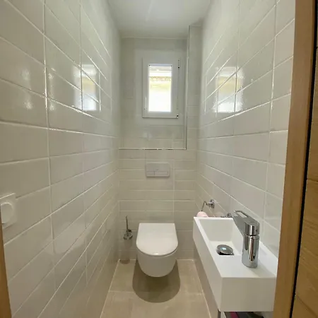 Panoramic View & Architectural Charm In Apartment Nice