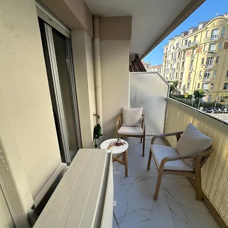 Grand 3p- Proche Masséna - Zone Sécurisée Appartement *