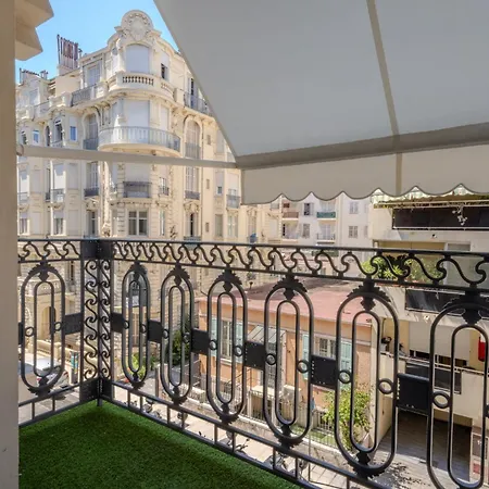 Elegant Coeur De -ac- Nice