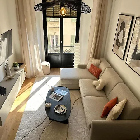 Appartement Chic Et Confort- Nice- 3 à 5 Personnes *