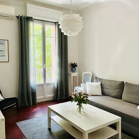2p Moderne Riquier Proche Port, Gare, Tramway Appartement Nice