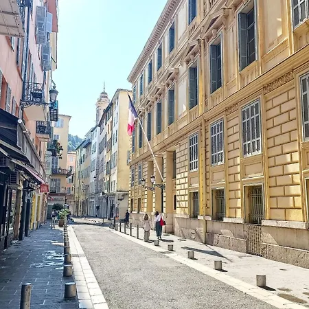 Apartment Loft In The Heart Of Nice