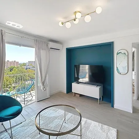 Beautiful 4 Sea Airport Appartement
