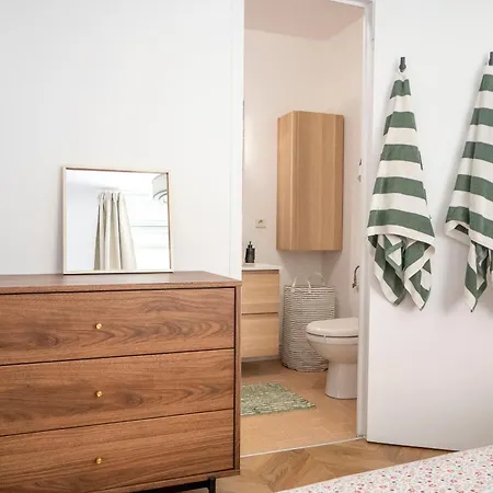 Apartment Superbe 2 Pieces Contemporain Au Coeur De *