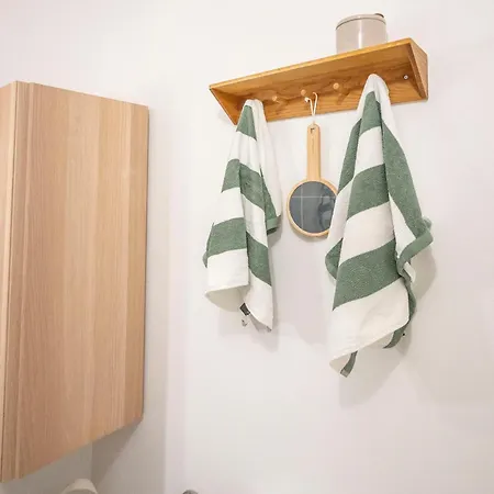 Superbe 2 Pieces Contemporain Au Coeur De Apartment Nice