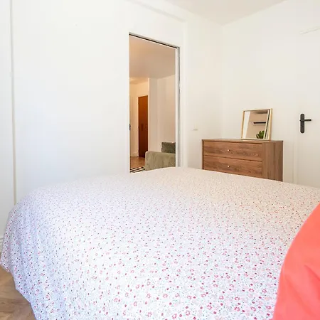 Superbe 2 Pieces Contemporain Au Coeur De Apartment Nice