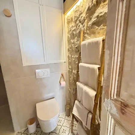 Gardenia Apartment