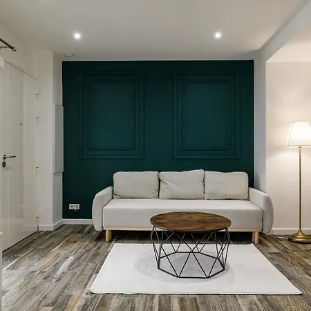 Ultra Rue Massena 1 Bdr Apartment *