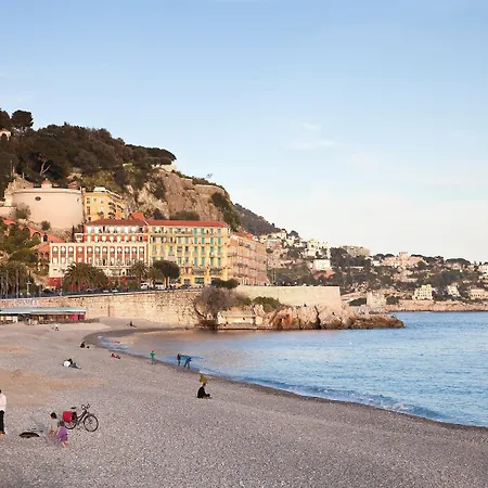 Hotel Mercure Promenade Des 4*