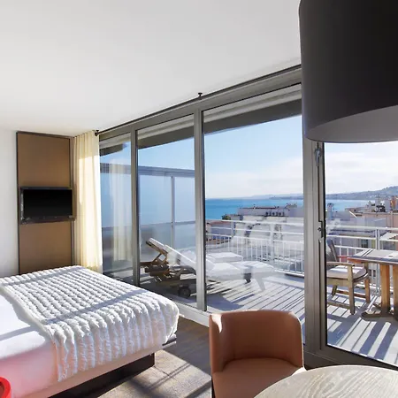 Le Meridien Nice Hotel 4*