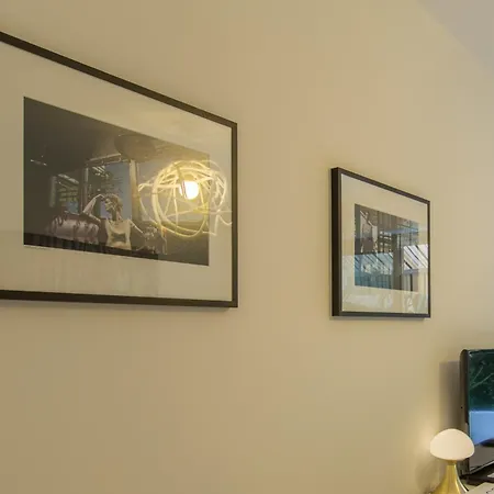 Apartment Centre Promenade Golden Square Terrace 1 Min Walk To The Beach Ac Nice