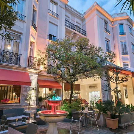 Western Brice Garden Hotel 4*