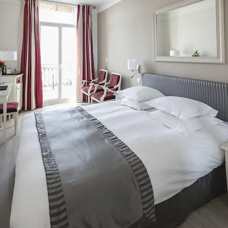 Suisse Hotel 4*