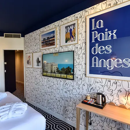 1er Hotel