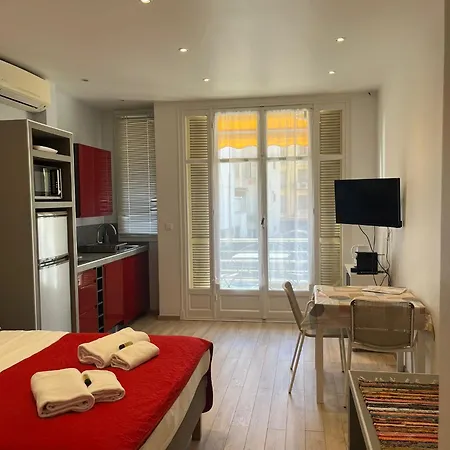 Red Buffa Appartement Nice