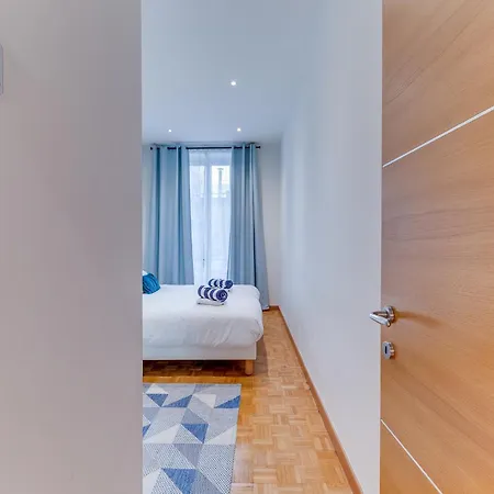 Urban4 Apartment *