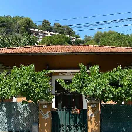 2 Pieces Avec Terrasse Et Parking, Wifi, Climatisation * Nice