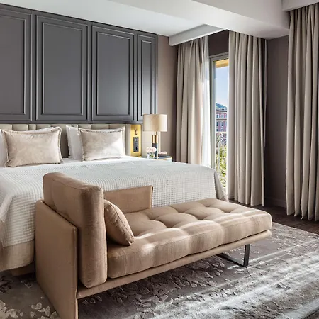 Hotel Anantara Plaza - A Leading Of The World