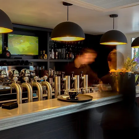 Hotel Monsigny 3*
